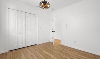 810 Brewster St, Bridgeport, CT 06605