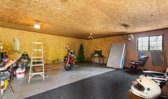 21150 NE BOONES FERRY Rd, Aurora, OR 97002