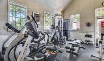 1630 W ABINGDON Dr #301, Alexandria, VA 22314