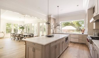 62 Canvasback Ln, Amagansett, NY 11937