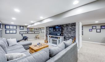 11462 Four Seasons Dr, Batesville, IN 47006