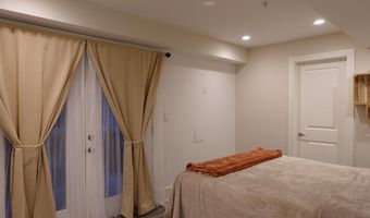 34 CHANNING St NW 1, Washington, DC 20001