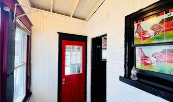 637 N Penn St, Allentown, PA 18102