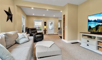 73 John St, Newstead, NY 14001