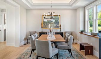71 Cliff Dr, Narragansett, RI 02882