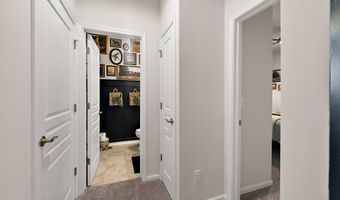 704 Groveland Cir, Ann Arbor, MI 48108