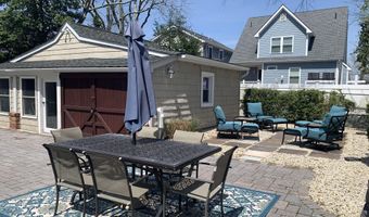 225 Pearl St, Beach Haven, NJ 08008