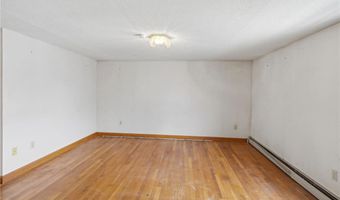 400 Thames St, Bristol, RI 02809