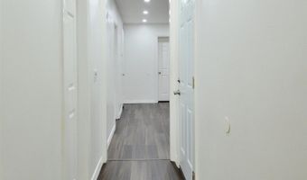 22 E 44TH St, Bayonne, NJ 07002