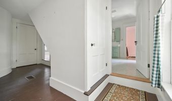 36 CHESTER St, Chester, NH 03036