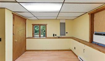 130 S Niantic Dr, Charlestown, RI 02813