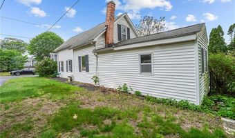 106 Providence Ave, East Providence, RI 02915