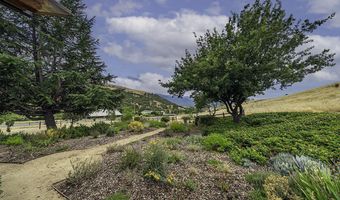 2815 Dead Indian Memorial Rd, Ashland, OR 97520