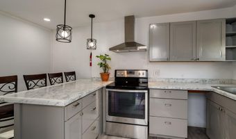 316 S 10TH St, Reading, PA 19602