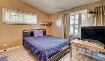681 Stevens St, Bristol, CT 06010