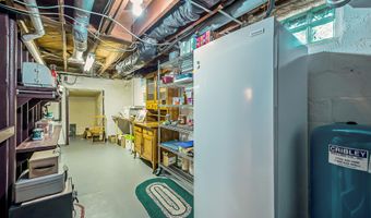 4951 W Liberty Rd, Ann Arbor, MI 48103