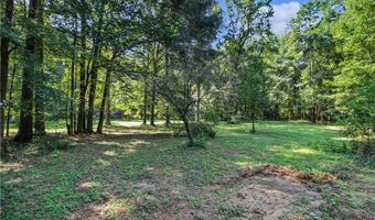 429 LEE ROAD 394, Auburn, AL 36832