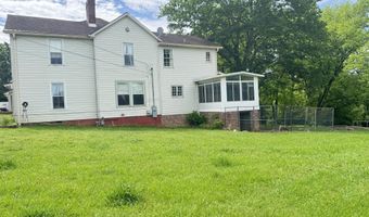 136 S Jackson St, Athens, TN 37303