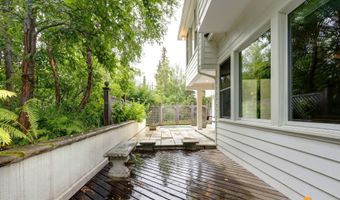 6820 Gunnison Dr, Anchorage, AK 99516