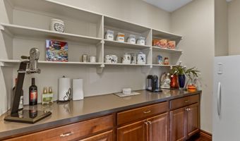 37334 N WINDING WASH Trl, Carefree, AZ 85377