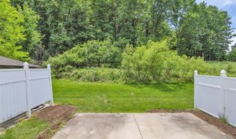 284 Broadstone Dr, Adams Twp., PA 16046