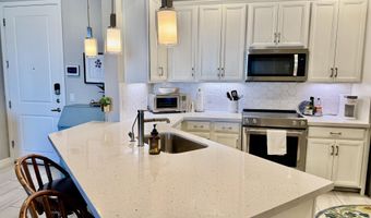 2511 W QUEEN CREEK Rd 207, Chandler, AZ 85248