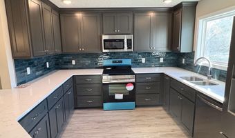 429 Deens Landing Rd, Baxley, GA 31513