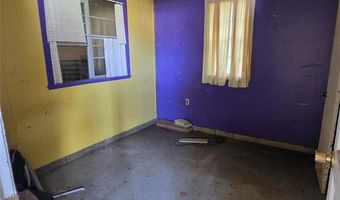 609 W 5th St, Ada, OK 74820