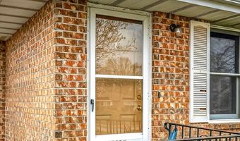 1006 Baretta Ct, Aurora, MO 65605