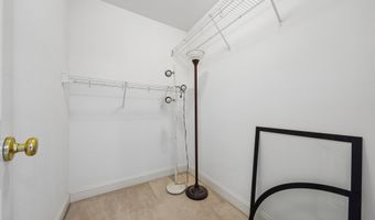 32 Crows Nest Ln 28, Danbury, CT 06810