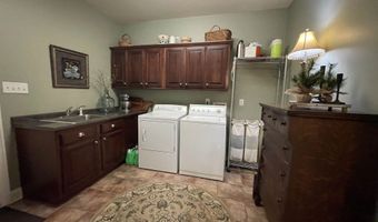 96 CLYDESGATE, Atoka, TN 38004