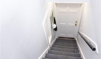 85 Mill St, Newport, RI 02840