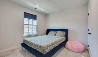 220 Anchor Way, Aberdeen, NJ 07721
