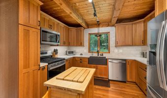 419 Glen Ledge Rd, Bartlett, NH 03812