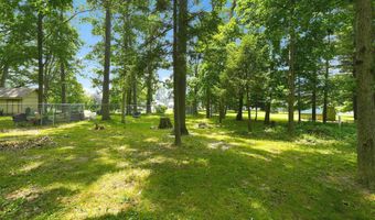1001 Hickory Hills Dr, Angola, IN 46703