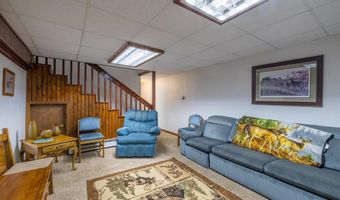 1126 Alger Ave, Cody, WY 82414