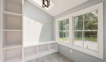 26 Old Stone Church Rd, Little Compton, RI 02837