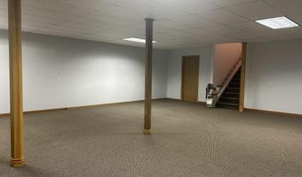 805 Elm St, Allison, IA 50602