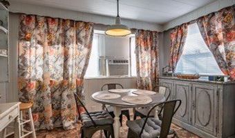 352 Coles Point Rd, Batesville, MS 38606