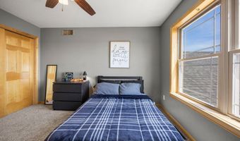 9352 67th St NW, Annandale, MN 55302