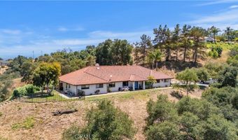 707 S Live Oak Park Rd, Fallbrook, CA 92028