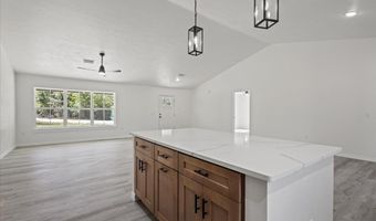 4906 36th St, Bell, FL 32619