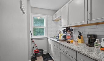 40 Fletcher St, Central Falls, RI 02863