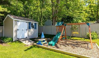85 Pleasant View Ave, Bristol, CT 06010