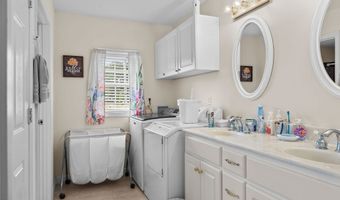 572 Ronnie Rd, Autryville, NC 28318