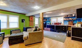 11 Golden Blvd, North Smithfield, RI 02896