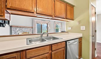 875 N Tamarac Blvd, Addison, IL 60101