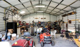 317 Pooshee Plantation Way, Bonneau, SC 29431