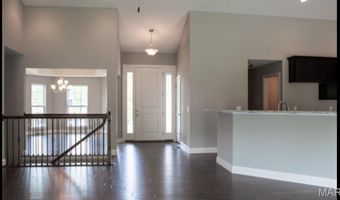 798 Canary Dr, Ballwin, MO 63021