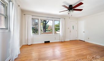 14 Wagon Rd, Asheville, NC 28805